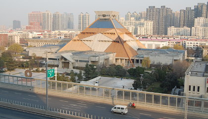 Jonathan Keep - Henan Museum, China.